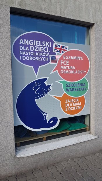 Reklama na witrynie Wrocław, folia piaskowane szkło, mrożone szkło, One Way Vision, OWV, folia pełna z nadrukiem
